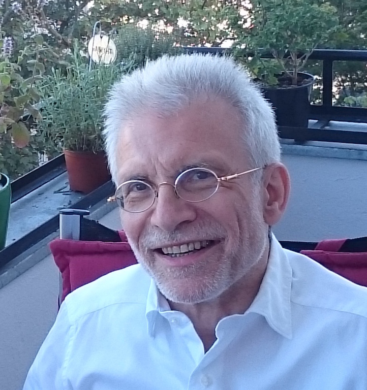 Portrait of Professor Dr. Bernhard Lang